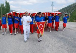 Sevgi Bayrağı Erzurum kulvarında